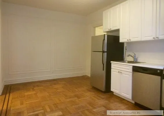 Rented by Sovereign Associates | media 20