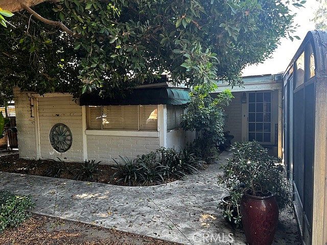 1st image of 1362 SE Skyline Dr