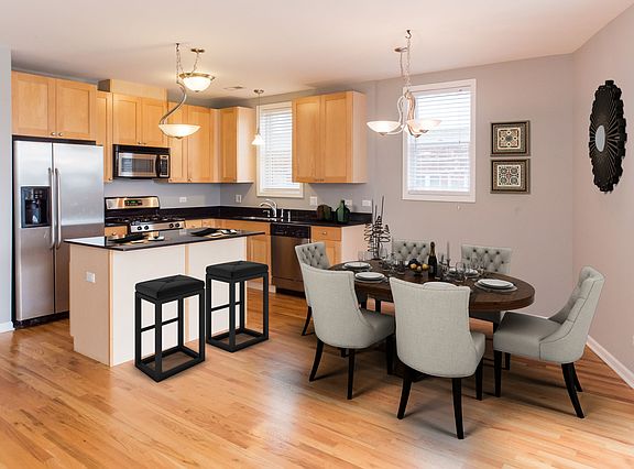 4th image of 934 W Cuyler Ave APT 3B