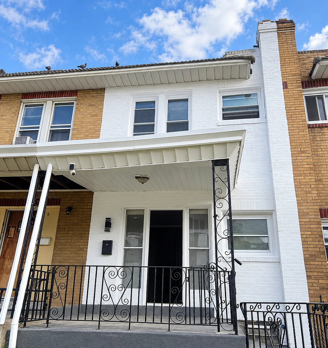 3 bed, 1.5 bath, 1230 sqft, $1,925 — Photo 1