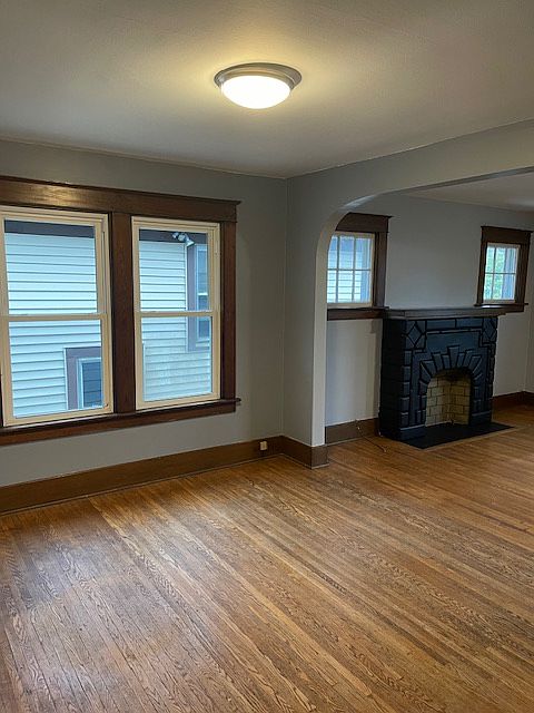 1st image of 349 Nassau Ave Floor 2