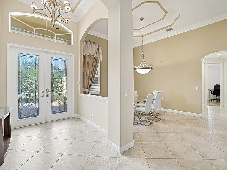 9655 Campi Dr — Photo 13