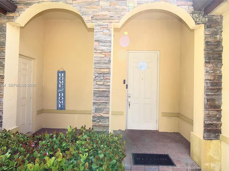 3698 SE 2nd Dr — Photo 10