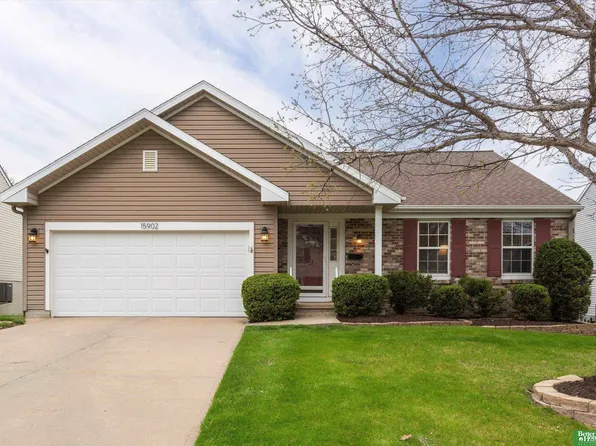 15902 T St, Omaha, NE 68135