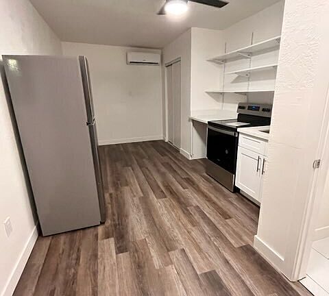 5th image of 1431 N 35th St Unit 2