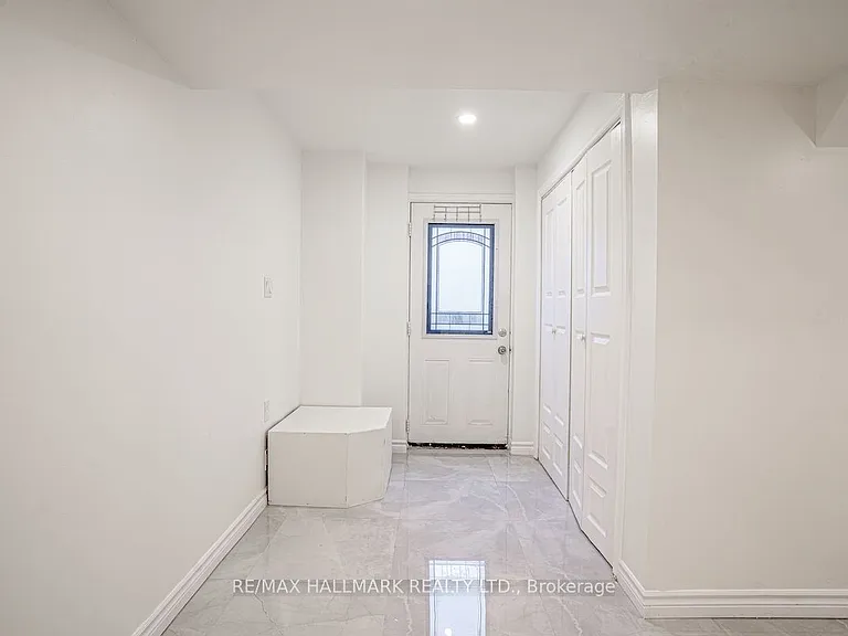 77 Wheelwright Dr #BASEMENT — Photo 18