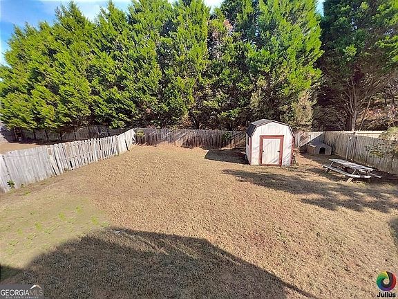 5th image of 941 Sugar Oak Ln