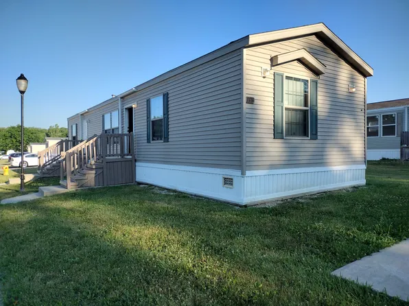135 Pine Blf, Flint, MI 48504