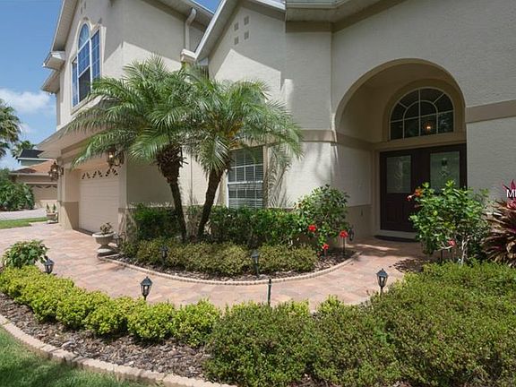 2nd image of 13520 Paloma Dr
