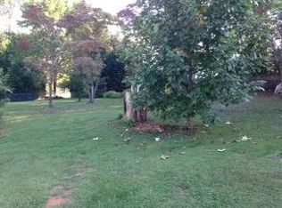 1641 Chestnut Ridge Dr, Lenoir City, TN 37771