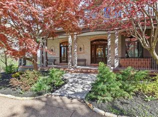 18128 Dawns Trl, Chesterfield, MO 63005