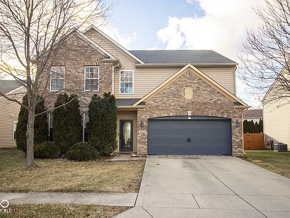 3rd image of 8838 N Fawn Meadow Dr