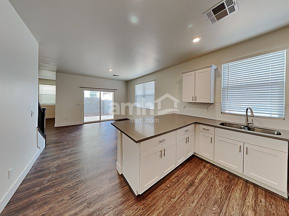 4th image of 21399 S 231st Way