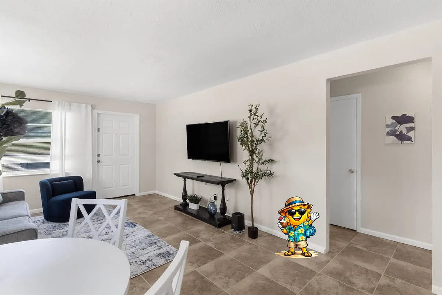 2 bed, 1.0 bath, 839 sqft, $2,799 — Photo 1