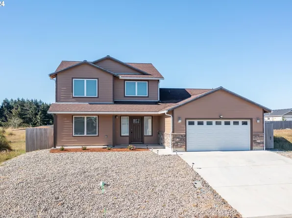 651 Spyglass Dr, Bandon, OR 97411