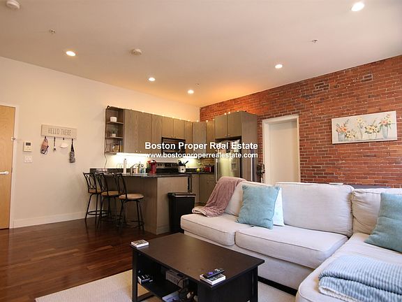460 Harrison Ave. #208 Boston - South End Unit Photo 3