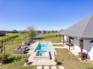4180 Bayou Plantation Dr, Addis, LA 70710