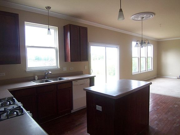 5th image of 5410 Alexandria Ln