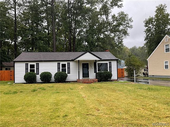 3rd image of 5909 Meadwood Cir