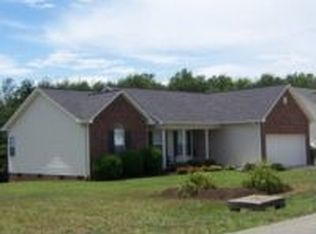 802 Gemcrest Dr NE, Conover, NC 28613