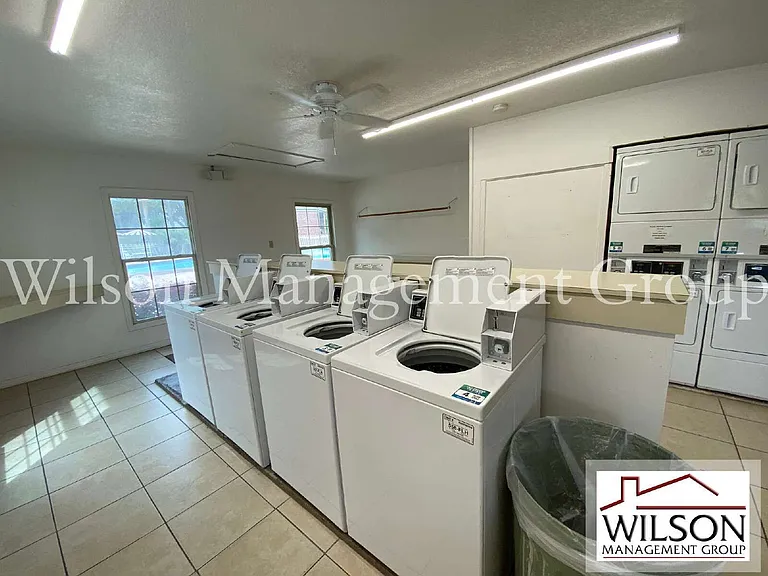525 Georgetown Dr — Photo 23