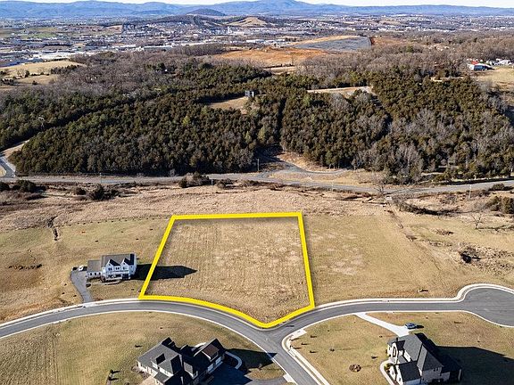 5th image of 2680 Huntington Springs Dr