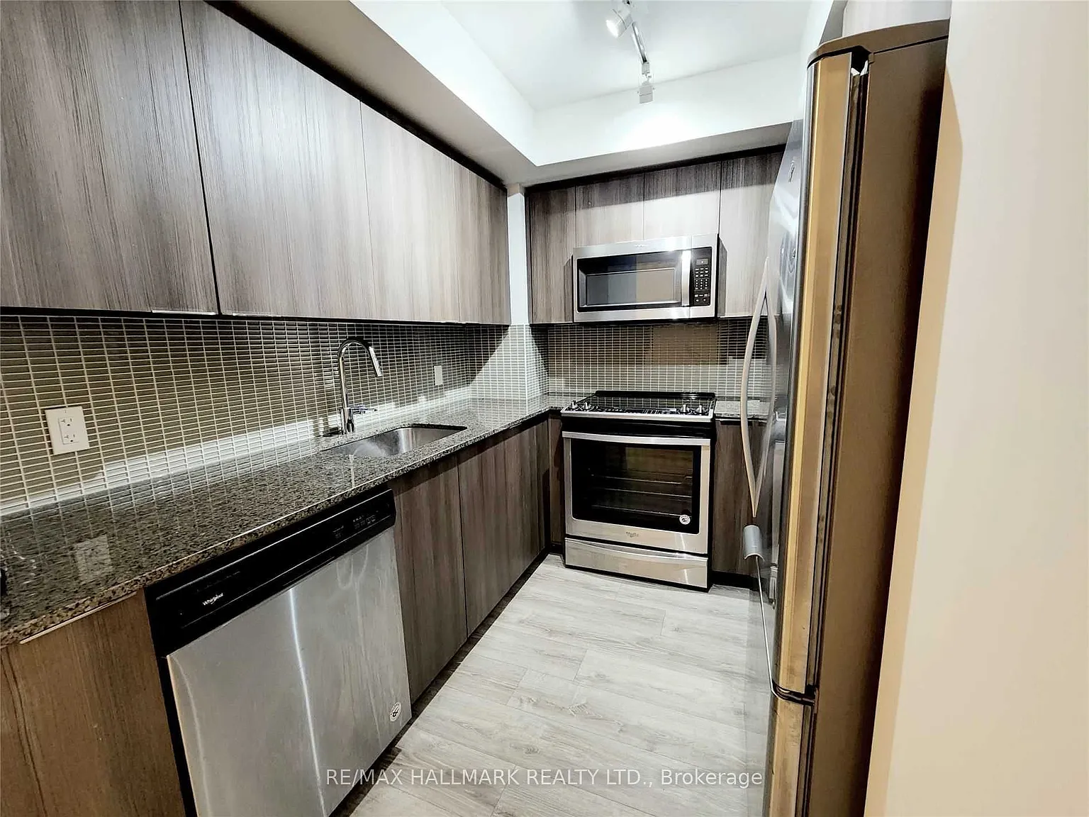 2 bed, $3,150 — Photo 3