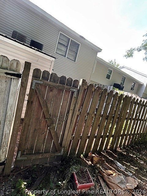 2nd image of 573 Winding Creek Rd APT E