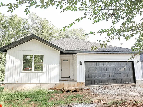 949 W Linwood, Springfield, MO 65807