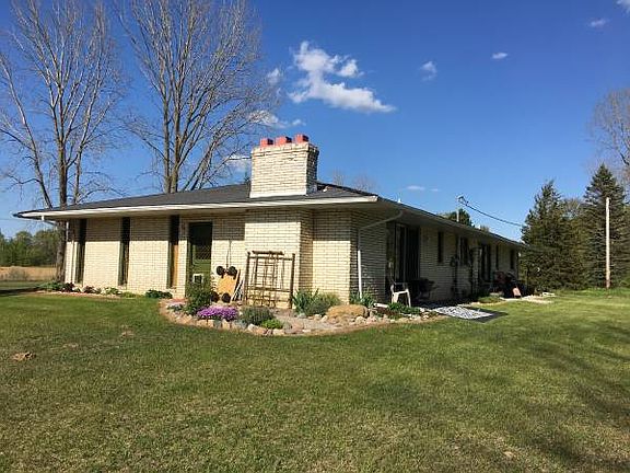 West Side/Garage Side