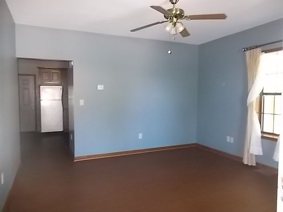 2nd image of 206 N Binford Ave
