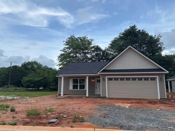 105 Addison Creek Ln, Chesnee, SC 29323