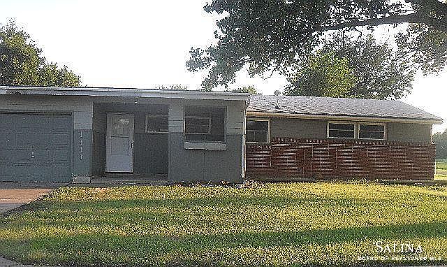 1st image of 1411 Kingston Ave