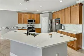 4450 Banyan Trails Dr — Photo 16