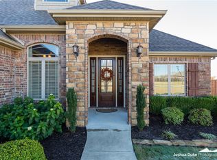 399 Twin Falls Dr, Farmington, AR 72730