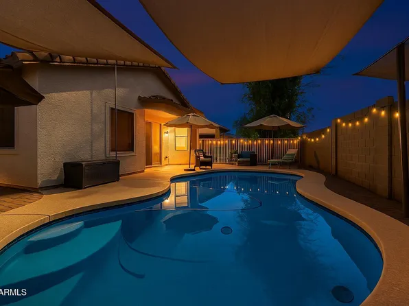 18325 W PORT AU PRINCE Lane, Surprise, AZ 85388