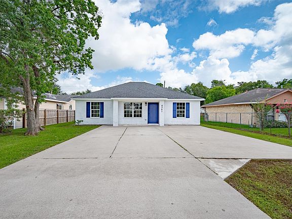 4th image of 8347 Constellation Ln