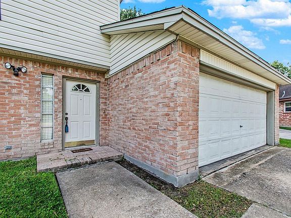 5th image of 10411 Crescent Moon Dr