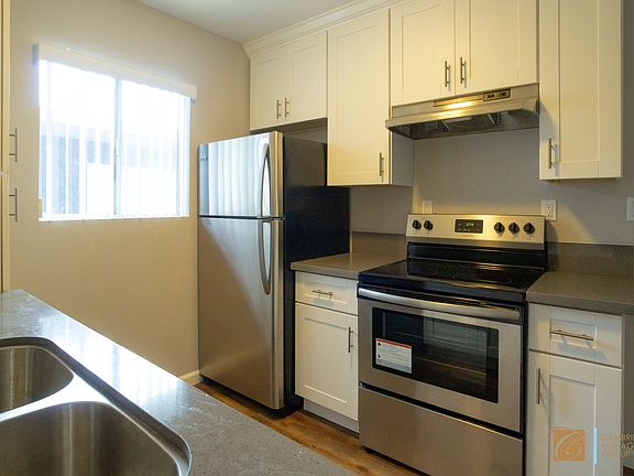 2nd image of 4763 33rd St #2