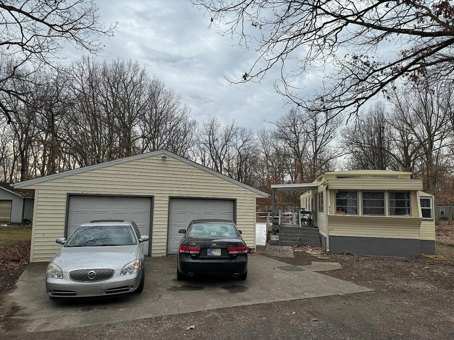 4181 Heritage Dr N photo 1