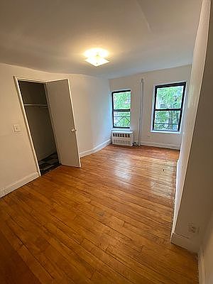 2nd image of 436 E 9th St APT 5