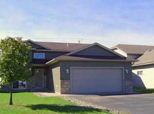 902 11th St S, Sartell, MN 56377