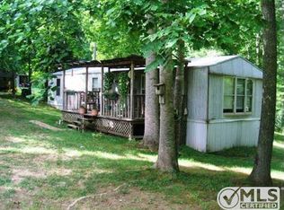 1183 Lewis Rd, Burns, TN 37029