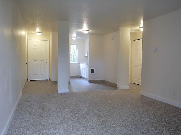5th image of 20125 SW Tualatin Valley Hwy APT 5
