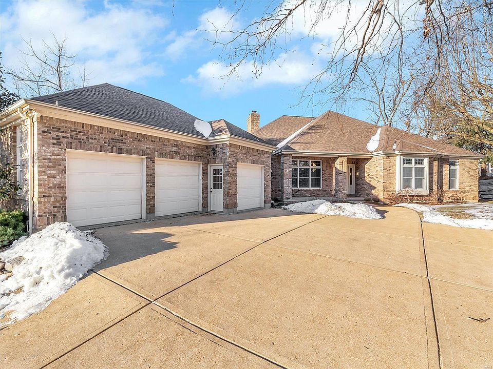 1st image of 5904 Oakville Woods Pl