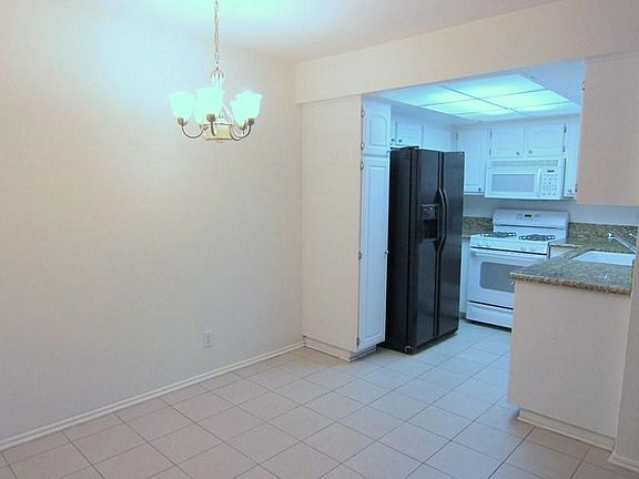 4th image of 1309 W Mission Blvd Unit 43