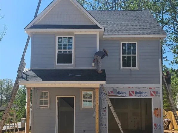 102 Crew Ln, Black Mountain, NC 28711