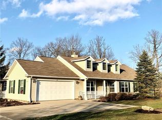 110 Chesterton Ln, Aurora, OH 44202