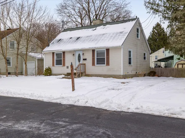 37 Eden Street, Putnam, CT 06260