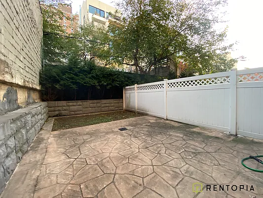 Rented by Rentopia | media 25